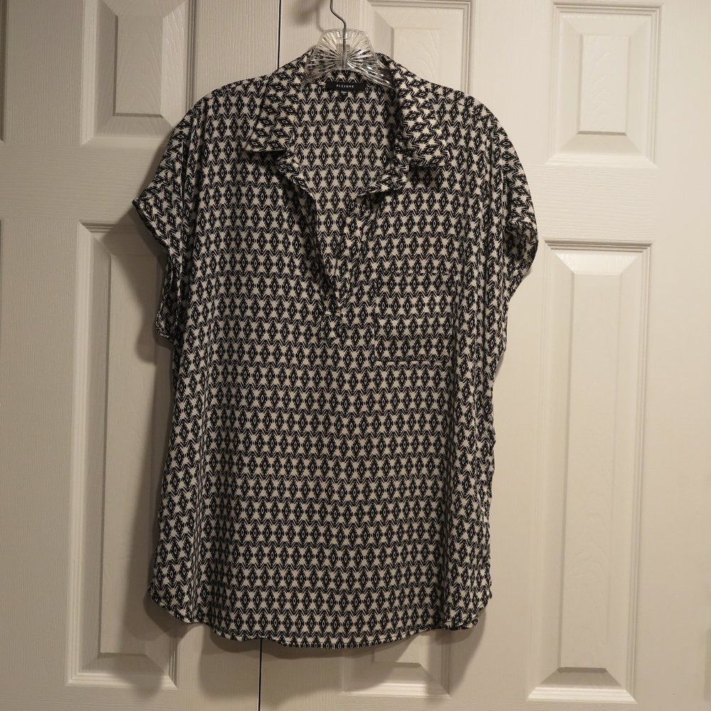 Black and White blouse- Pleione- XL